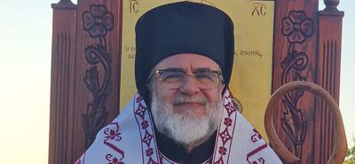 ΟΙ ΤΡΕΙΣ ΙΕΡΑΡΧΕΣ ΚΑΙ ΕΜΕΙΣ...