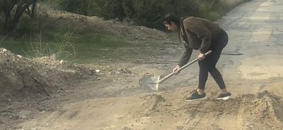 Μ. Παπαντωνίου (Κέφαλος): Σκάβουμε τον δρόμο μόνοι μας όποτε βρέχει για να περνάμε