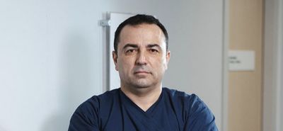 Δημόσιες ευχαριστίες προς τον Επεμβατικό Καρδιολόγο Μιχάλη Ιωάννου Κουτούζη Διευθυντή της Z’ Καρδιολογικής Κλινικής του Νοσοκομείου ΥΓΕΙΑ