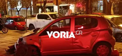 Θεσσαλονίκη: Μεθυσμένη 24χρονη οδηγός πήρε σβάρνα 15 αυτοκίνητα και ένα περίπτερο