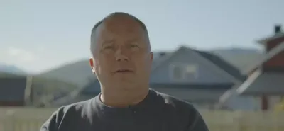 Ένταλμα σύλληψης από την Εισαγγελία Πρωτοδικών Κω για τον ακτιβιστή της Aegean Boat Report Τόμι Όλσεν