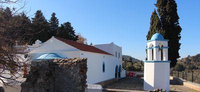Θεία Λειτουργία στόν Ἅγιο Δημήτριο στίς Χαϊχοῦτες γιά τούς ἀποδήμους