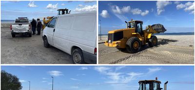 Aναγνώστες: Μηχάνημα του Δήμου προσπαθεί να πάρει άμμο από την παραλία στο Μαστιχάρι
