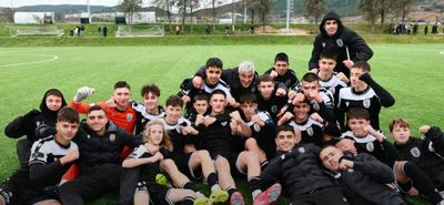 Πρωταθλητές με την Κ-15 του ΠΑΟΚ οι Kώοι Κωνσταντίνος και Βασίλης Σκαλέρης
