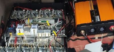 Απάτες με "SMS Blaster": Πώς δύο Κινέζοι στην Αθήνα υπέκλεπταν τραπεζικά στοιχεία από  κινητά ανυποψίαστων