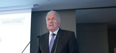 Δ. Αβραμόπουλος: Είναι μια μπούρδα η ιστορία – Υπάρχει μίζα που φορολογείται;    