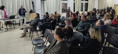 Αστική Εταιρεία Ιπποκράτης: Ενημερωτική συνάντηση στο 1ο Γυμνάσιο με θέμα «Τα χαρακτηριστικά της εφηβείας και οι προκλήσεις των γονέων»