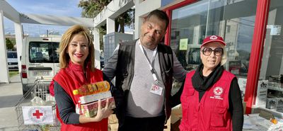 ΕΡΥΘΡΟΣ ΣΤΑΥΡΟΣ ΚΩ: ΔΙΑΝΟΜΗ 530 ΔΕΜΑΤΩΝ ΑΓΑΠΗΣ ΣΕ 220 ΟΙΚΟΓΕΝΕΙΕΣ