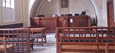 Ελεύθερος με εγγύηση 3.000 ευρώ 31χρονος που αρνείται κάθε σχέση με το κύκλωμα κοκαΐνης της Κω  