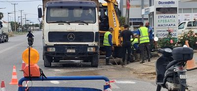 Ζημιά σε αγωγό της ΔΕΥΑΚ στον Επαρχιακό