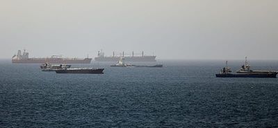 Ανάφλεξη στη Μέση Ανατολή: Το Ιράν έκλεισε τα Στενά του Ορμούζ και χτύπησε δύο πλοία, το ένα κυπριακό - Άμεση απάντηση από τις ΗΠΑ