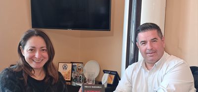 Mε τον Πρόεδρο του Σωματείου Εκμισθωμένων Ιδιωτικών Αυτοκινήτων με Οδηγό Σ. Γραμμένο συναντήθηκε η Έπαρχος Κω