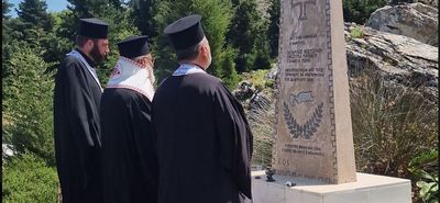 Ἐπιμνημόσυνη Δέηση στή Βουρρίνα, στή μνήμη τῶν Κώων πατριωτῶν πού ἀπαγχονίσθηκαν