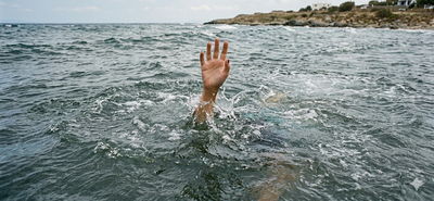 Νεκρή 76χρονη λουόμενη στην Καρδάμαινα