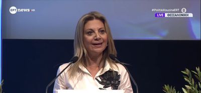 Πλήθος κόσμου στην παρουσίαση του κόμματος της Μαρίας Καρυστιανού «Ελπίδα για τη Δημοκρατία» – Οι βασικοί άξονες της ιδρυτικής διακήρυξης