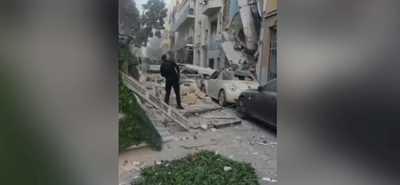 Πλάκα: Εντοπίστηκαν και οι έξι σοροί κάτω από τα συντρίμμια