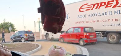 Αναγνώστης: Ξεκίνησε το μποτιλιάρισμα στον κόμβο της Μαρίνας