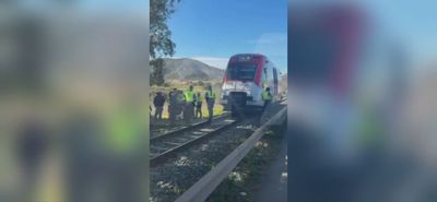 Νέο σιδηροδρομικό ατύχημα στην Ισπανία: Τρένο συγκρούστηκε με γερανό – Τουλάχιστον πέντε τραυματίες