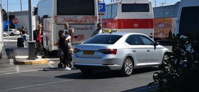 Παραλαβή εγγυητικών επιστολών για νέες άδειες ΕΔΧ αυτοκινήτων στην Κω