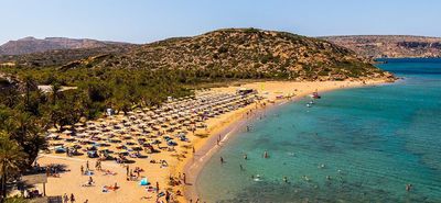 Αναληθείς οι ισχυρισμοί δόμησης στα 25 μέτρα από τη θάλασσα, λέει το υπουργείο Περιβάλλοντος – Τι αναφέρει το νέο ΕΧΣ Τουρισμού    