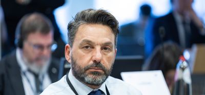 Η φωνή των μικρών νησιών στην Ευρώπη: Παρέμβαση του δημάρχου Χάλκης στις Βρυξέλλες