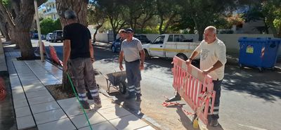 Eπισκευή των πεζοδρομίων έξω από το Κλειστό Γυμναστήριο Κω «Δημήτρης Παππούλης»