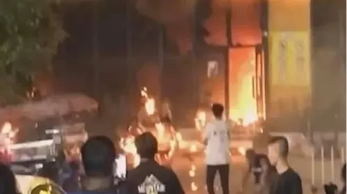 Ταϊλάνδη: Τουλάχιστον 13 νεκροί σε πυρκαγιά σε νυχτερινό κέντρο 