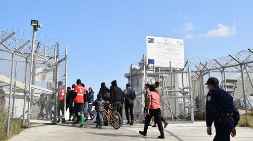 Κρήτη: Επιχείρηση διάσωσης 220 προσφύγων  - Μεταφέρονται στην Κω