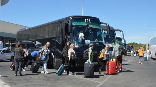 Ελληνικός τουρισμός: Οι παράγοντες που φέρνουν συνεχή ρεκόρ και οι αναδυόμενοι ανταγωνιστές   
