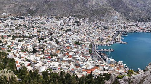 Ακυβέρνητο ιστιοφόρο με εννέα επιβαίνοντες στη θαλάσσια περιοχή μεταξύ Καλύμνου – Κω