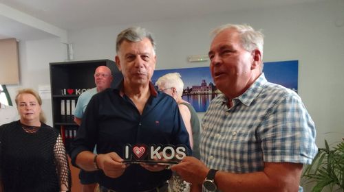 Βράβευση επαναλαμβανόμενων τουριστών στην Κω - Ανάμεσά τους και ο Δήμαρχος του Dobern της Γερμανίας