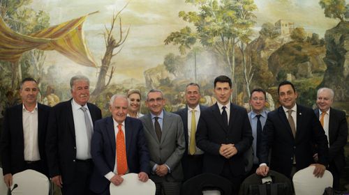  Παγκωακή Αδελφότητα Ρόδου «Η Ρόδος τίμησε τον Νίκο Χασαπόπουλο. Λαμπρή εκδήλωση για το βιβλίο “Τα Αδημοσίευτα”»