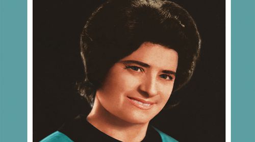 18/1 η παρουσίαση του βιβλίου για την Άννα Καραμπεσίνη "Αγάντα, Άννα... μια ζωή!"