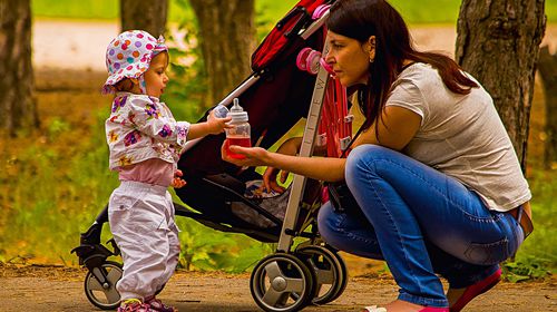 Επίδομα για 677.000 παιδιά στο τέλος του μήνα – Ποιους αφορά