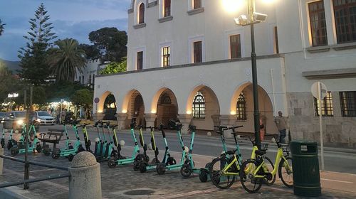 Η Κως επιχειρεί να βάλει τάξη στα ηλεκτρικά πατίνια   