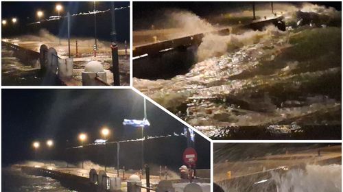 Ισχυροί άνεμοι σαρώνουν την Κω - Έσπασαν τα μπλόκια στο λιμάνι