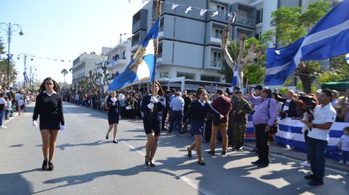  Παρέλαση 28ης Οκτωβρίου: Πώς επιλέγονται ο σημαιοφόρος και οι παραστάτες