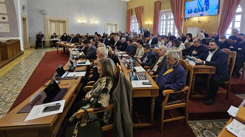 Περιφερειακό Συμβούλιο με κρίσιμη ατζέντα για νέο Κώδικα, προϋπολογισμό και θαλάσσια στρατηγική