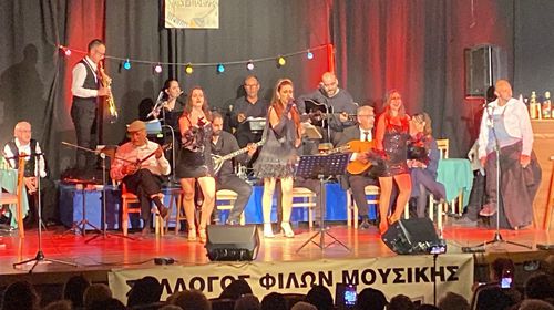 Mε επιτυχία η μουσικοθεατρική παράσταση "Όνειρα και Διπλοπενιές" από το Σ/γο "Αρίων"