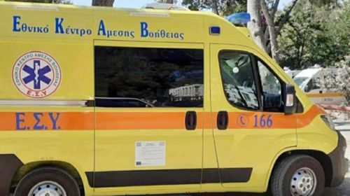 Ελευσίνα: Πάτησε κατά λάθος το γκάζι όταν πάρκαρε και σκότωσε τη μητέρα της