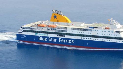 Πρόσκρουση του Blue Star Patmos στην προβλήτα στο Καστελλόριζο - Ακυρώσεις δρομολογίων