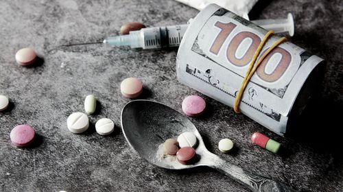 Ο χάρτης των ναρκωτικών στην Ελλάδα: Ποιες ουσίες κυριαρχούν, συναγερμός στις Αρχές για τα συνθετικά κανναβινοειδή 