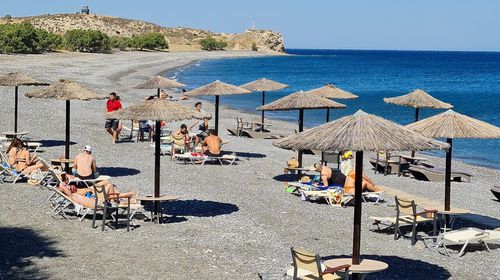 Drones πάνω από τις παραλίες για αυθαίρετα και ξαπλώστρες: Πότε θα βεβαιώνονται παραβάσεις χωρίς αυτοψία και ποια πρόστιμα προβλέπονται  