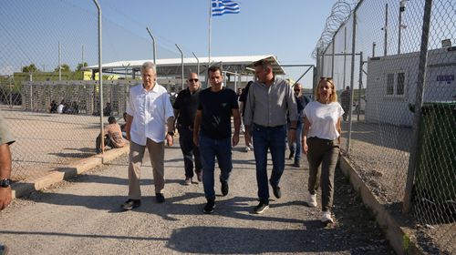 Σε Κω και Λέρο ο Υπ. Μετανάστευσης Θ. Πλεύρης - Θα εγκαινιάσει τους αθλητικούς θόλους