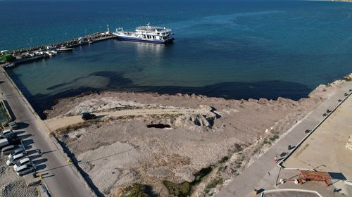 Παράταση της κατάστασης έκτακτης ανάγκης στο Μαστιχάρι για την αποκατάσταση του λιμανιού