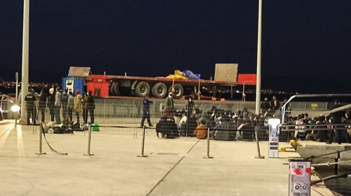 Εφτασαν στο λιμάνι της Κω με το πλοίο της γραμμής οι περίπου 500 μετανάστες από την Κρήτη 
