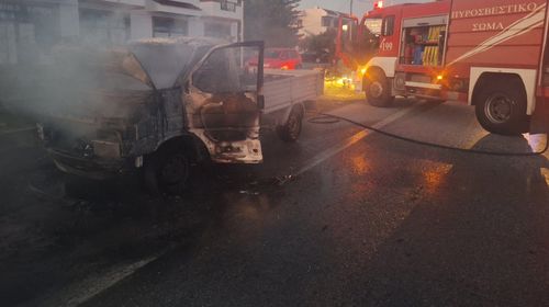 Φωτιά σε φορτηγό στην Κω - Σημαντικές ζημιές στο όχημα 
