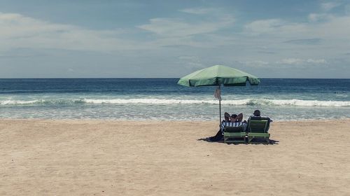 ΠΟΞ προς Πιερρακάκη: Να αρθεί ο 5ετής αποκλεισμός από τον αιγιαλό που απειλεί τη βιωσιμότητα των ξενοδοχείων