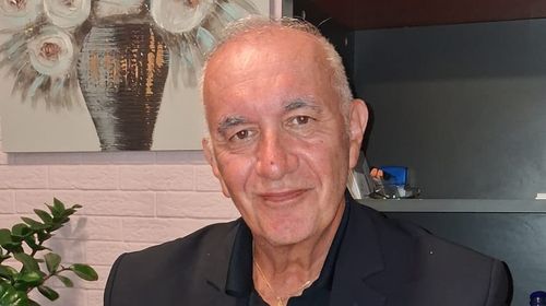 Ο κ. Θ. Καλαμάτας μιλάει για την απόφασή του να συμπορευθεί με την Αφροδίτη Λατινοπούλου (Φωνή Λογικής) 