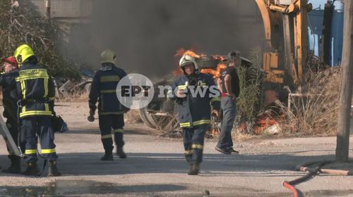 Μεγάλη φωτιά σε εργοστάσιο στον Ασπρόπυργο: 11 εγκαυματίες, οι τρεις διασωληνωμένοι